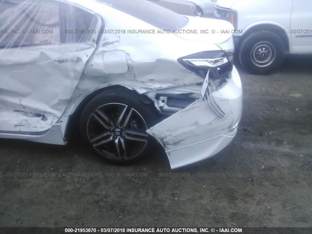 1HGCR2E53HA136181 - 2017 HONDA ACCORD SPORT 白色 照片 6