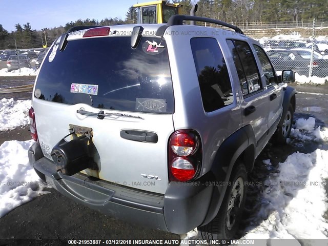 1J4GL48K17W675232 - 2007 JEEP LIBERTY SPORT SILVER photo 4