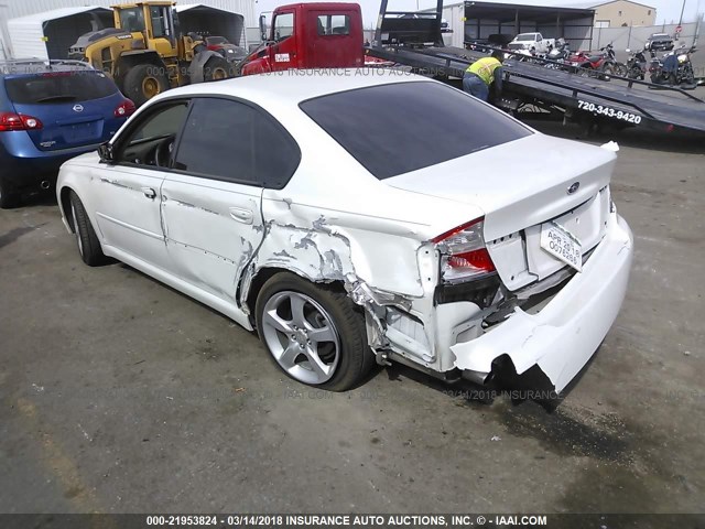 4S3BL616686216630 - 2008 SUBARU LEGACY 2.5I WHITE photo 6