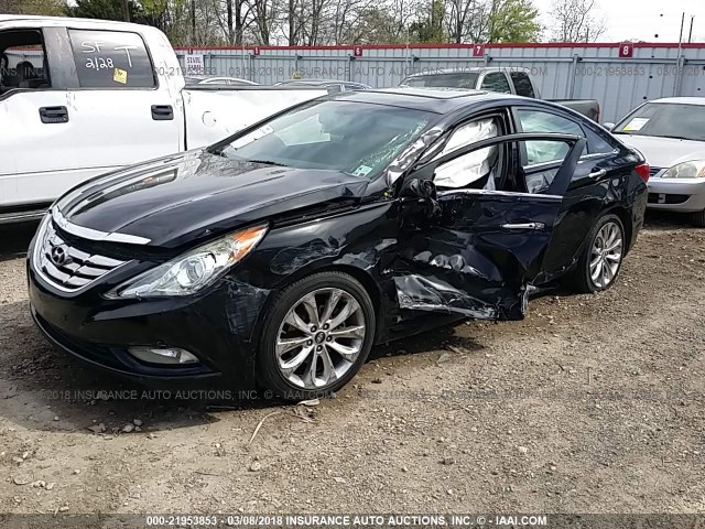 5NPEC4AC1BH231444 - 2011 HYUNDAI SONATA SE/LIMITED BLACK photo 2