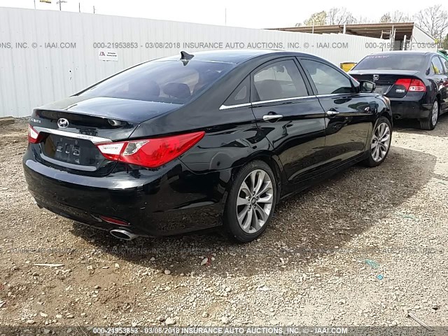 5NPEC4AC1BH231444 - 2011 HYUNDAI SONATA SE/LIMITED BLACK photo 4