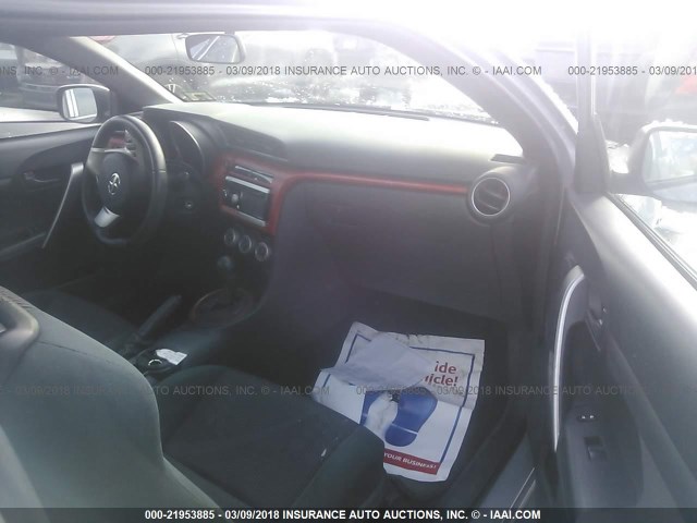 JTKJF5C70B3015410 - 2011 TOYOTA SCION TC 灰色 照片 5
