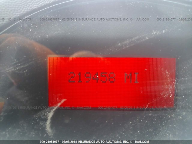 2G2WP542151192009 - 2005 PONTIAC GRAND PRIX GOLD photo 7