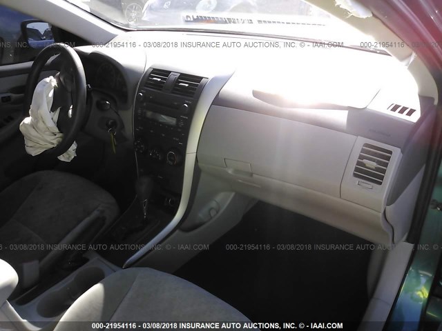 JTDBL40E89J000984 - 2009 TOYOTA COROLLA LE/XLE GREEN photo 5