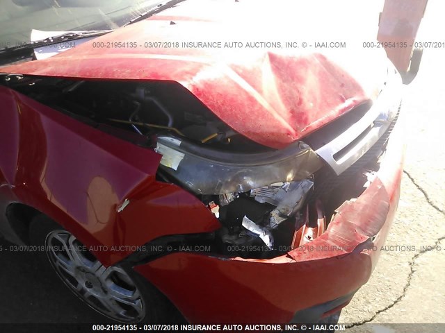 1FAHP33N98W158181 - 2008 FORD FOCUS SE/SEL/SES RED photo 6