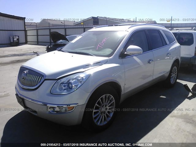 5GAKRCED2CJ161705 - 2012 BUICK ENCLAVE WHITE photo 2
