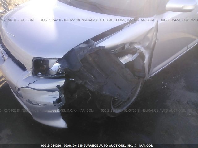 JTLZE4FEXCJ001890 - 2012 TOYOTA SCION XB SILVER photo 6