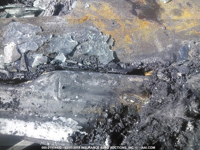 1GYS3BKJ9GR366931 - 2016 CADILLAC ESCALADE LUXURY თეთრი ფოტო 9