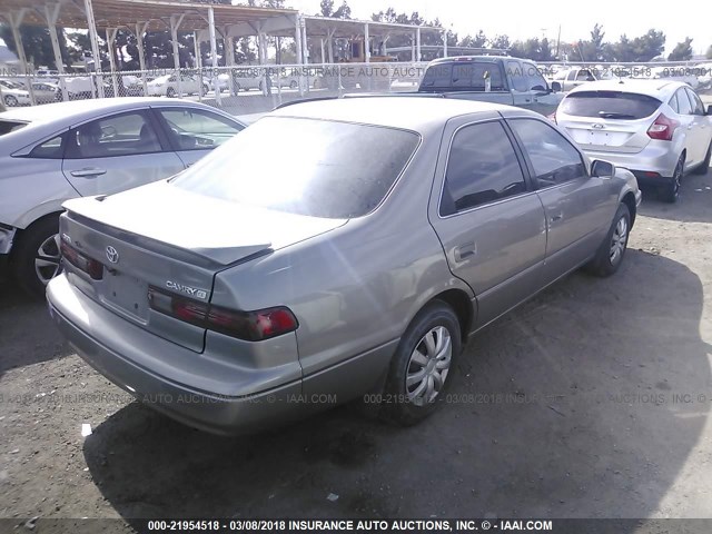4T1BG22K5XU604804 - 1999 TOYOTA CAMRY CE/LE/XLE 金色 照片 4