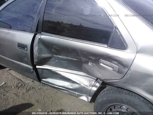 4T1BG22K5XU604804 - 1999 TOYOTA CAMRY CE/LE/XLE 金色 照片 6