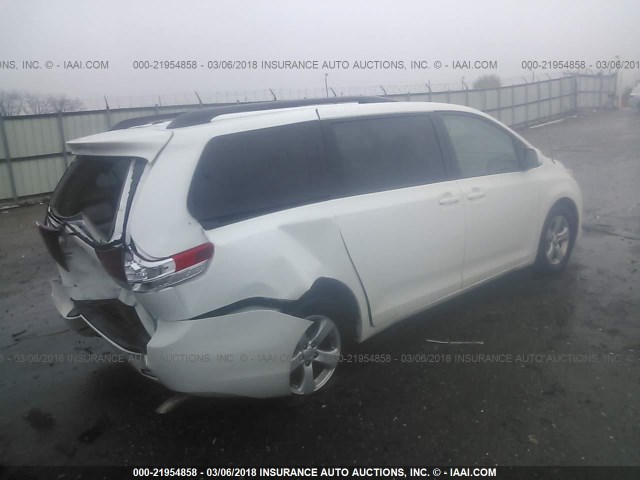 5TDKK3DCXES526309 - 2014 TOYOTA SIENNA LE WHITE photo 4