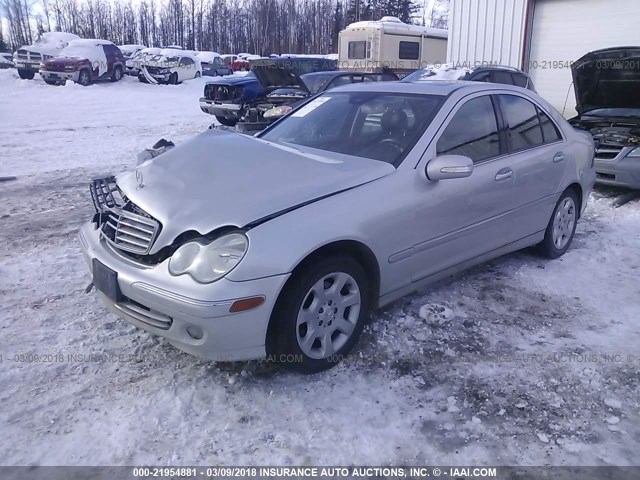 WDBRF81J25F664038 - 2005 MERCEDES-BENZ C 240 4MATIC SILVER photo 2