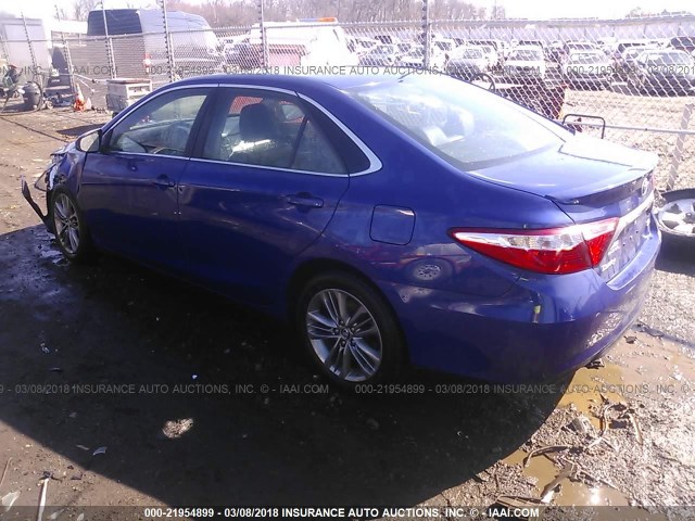 4T1BF1FK9FU952806 - 2015 TOYOTA CAMRY LE/XLE/SE/XSE BLUE photo 3