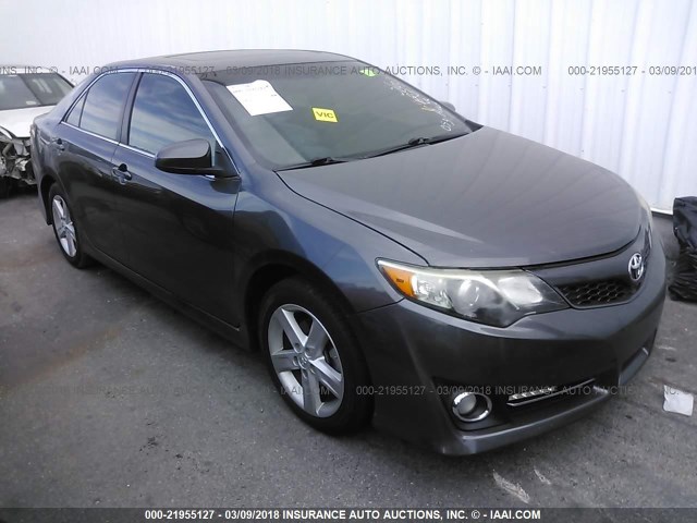 4T1BF1FK4DU690531 - 2013 TOYOTA CAMRY L/SE/LE/XLE GRAY photo 1