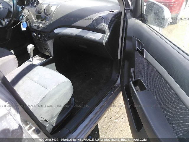 KL1TD5DE2AB116415 - 2010 CHEVROLET AVEO LS/LT 灰色 照片 5