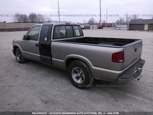 1GCCS19X438109631 - 2003 CHEVROLET S TRUCK S10 SILVER photo 3