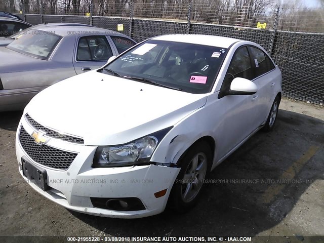 1G1PC5SB7D7166314 - 2013 CHEVROLET CRUZE LT WHITE photo 2