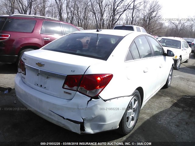 1G1PC5SB7D7166314 - 2013 CHEVROLET CRUZE LT WHITE photo 4