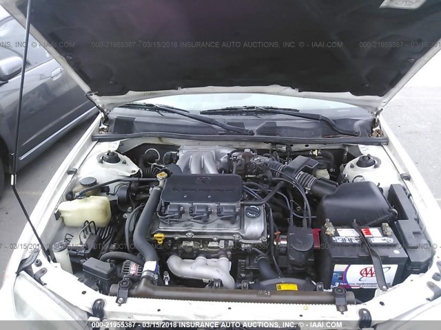 JT2BF22K3V0065586 - 1997 TOYOTA CAMRY LE/XLE Սպիտակ լուսանկար 10