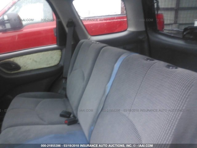 4F2YZ94184KM16033 - 2004 MAZDA TRIBUTE LX GRAY photo 8