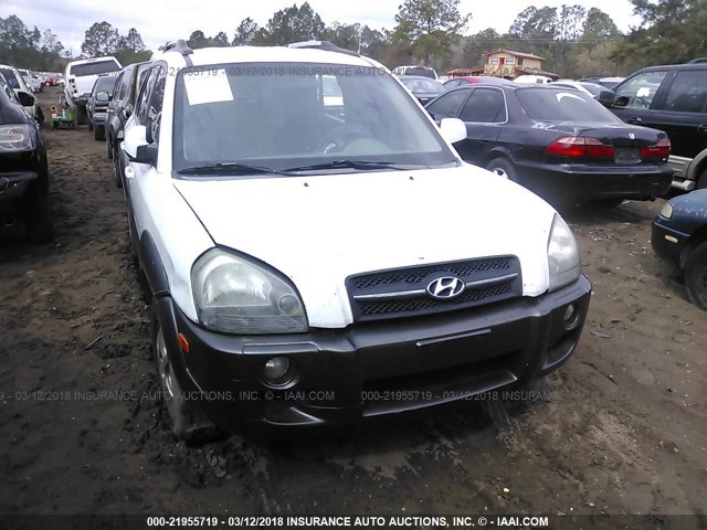 KM8JN12D05U041722 - 2005 HYUNDAI TUCSON GLS/LX WHITE photo 1