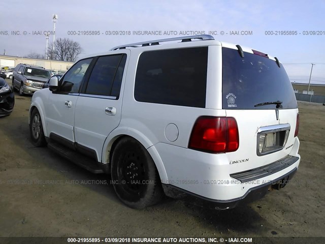 5LMFU28R64LJ09296 - 2004 LINCOLN NAVIGATOR 白色 照片 3