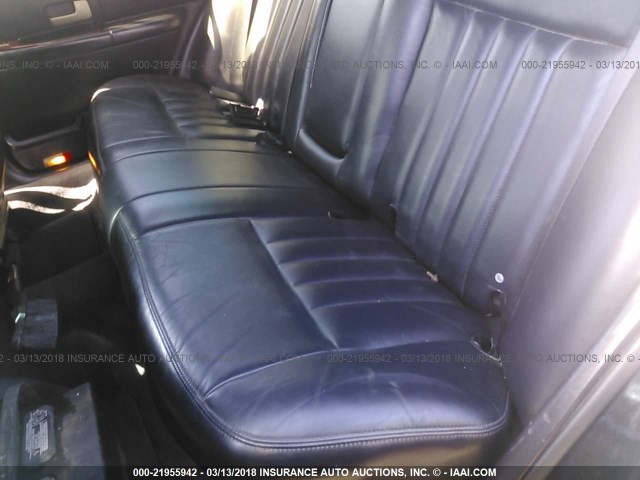 1LNHM81WX4Y655519 - 2004 LINCOLN TOWN CAR EXECUTIVE/SIGNATURE Siyah fotoğraf 8