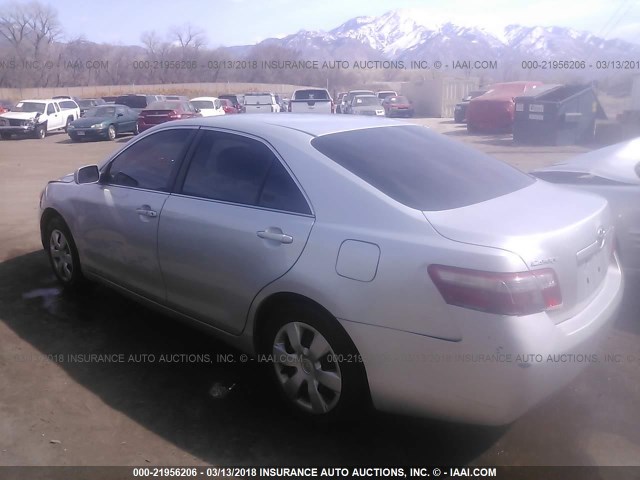 4T1BE46K19U277929 - 2009 TOYOTA CAMRY SE/LE/XLE SILVER photo 3
