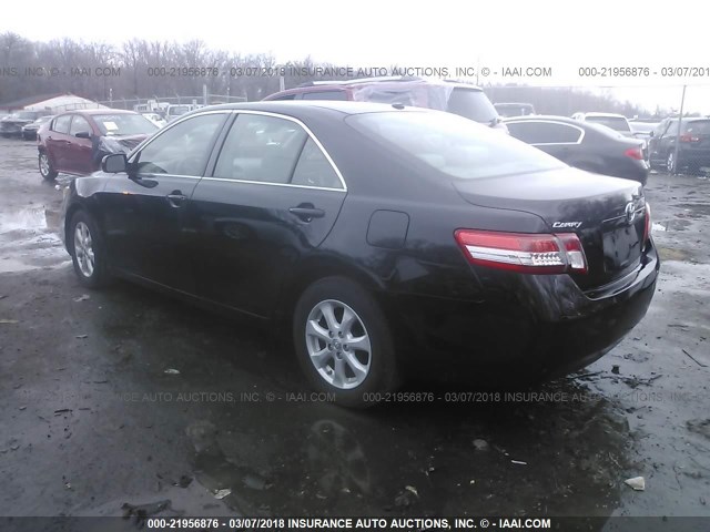 4T1BF3EK3BU160464 - 2011 TOYOTA CAMRY SE/LE/XLE BLACK photo 3