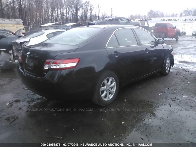 4T1BF3EK3BU160464 - 2011 TOYOTA CAMRY SE/LE/XLE BLACK photo 4