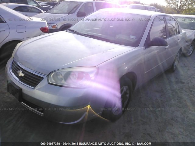 1G1ZS58F27F117814 - 2007 CHEVROLET MALIBU LS 银色 照片 2