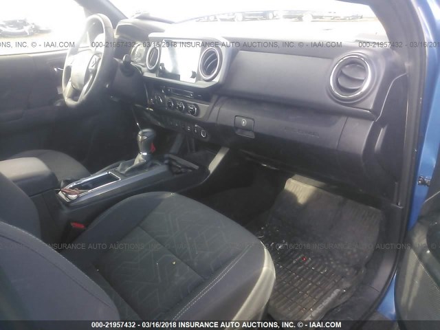 3TMCZ5ANXGM041172 - 2016 TOYOTA TACOMA DBL CAB/SR/SR5/TRD SPT/OR BLUE photo 5