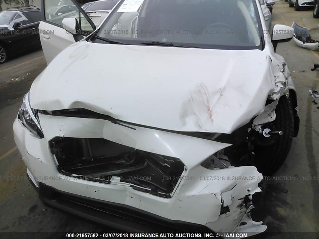 JF2GTADC6JH233059 - 2018 SUBARU CROSSTREK PREMIUM Ақ фото 6