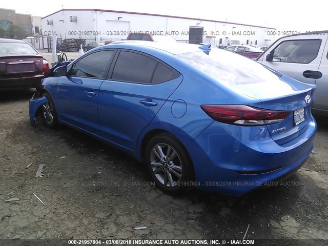 KMHD84LF1HU241728 - 2017 HYUNDAI ELANTRA SE/VALUE/LIMITED BLUE photo 3