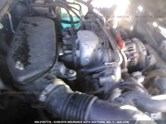 JF1SG65645H723451 - 2005 SUBARU FORESTER 2.5XS შავი ფოტო 10