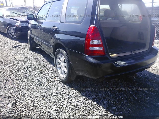 JF1SG65645H723451 - 2005 SUBARU FORESTER 2.5XS შავი ფოტო 3