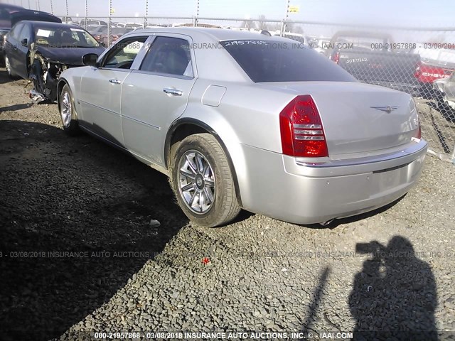 2C3AA63H45H612442 - 2005 CHRYSLER 300C SILVER photo 3