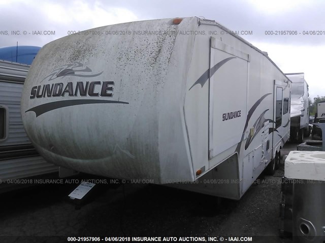 5SFGF32228E008738 - 2008 HEARTLAND 3200ES  白色 照片 2