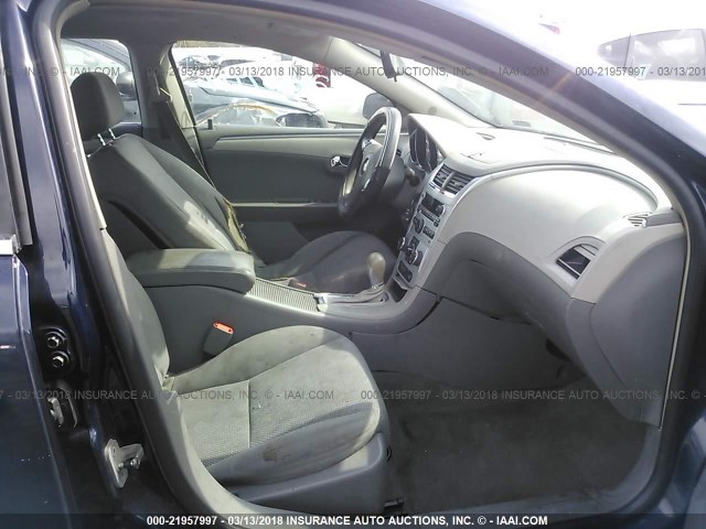 1G1ZG57BX9F250999 - 2009 CHEVROLET MALIBU LS 蓝色 照片 5
