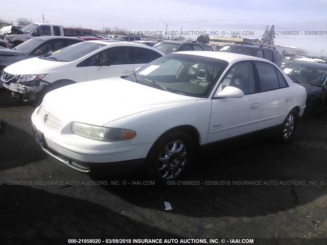 2G4WF551511169990 - 2001 BUICK REGAL GS WHITE photo 2