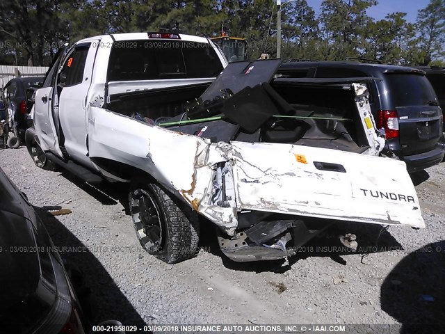 5TFUW5F14FX469119 - 2015 TOYOTA TUNDRA DOUBLE CAB SR/SR5 WHITE photo 3