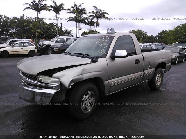 1GCEC14T3YZ311551 - 2000 CHEVROLET SILVERADO C1500 GOLD photo 2