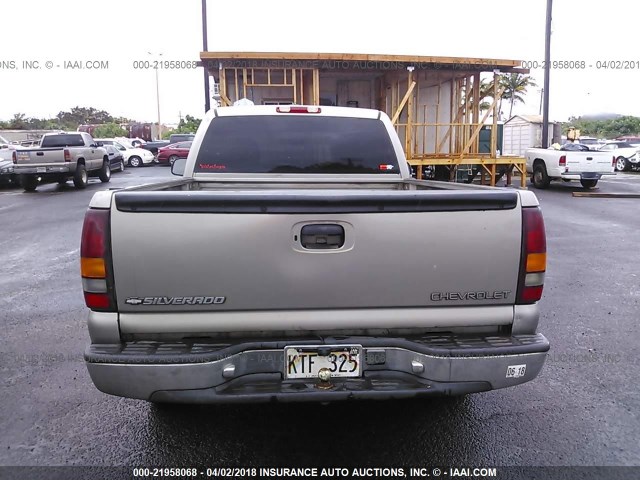 1GCEC14T3YZ311551 - 2000 CHEVROLET SILVERADO C1500 GOLD photo 8