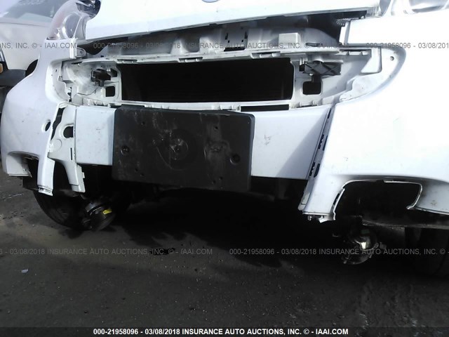 WMEEJ31X49K309098 - 2009 SMART FORTWO PURE/PASSION WHITE photo 6