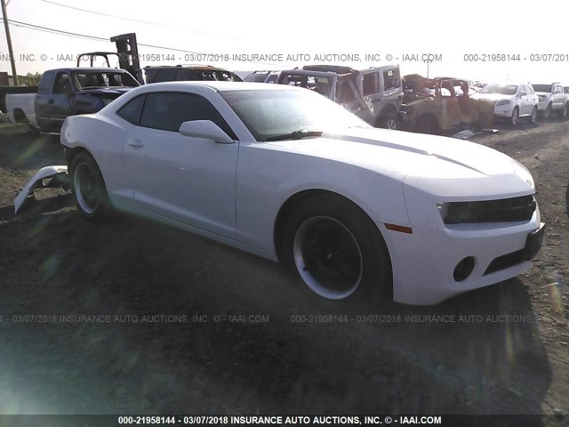 2G1FA1E39D9238689 - 2013 CHEVROLET CAMARO LS WHITE photo 1