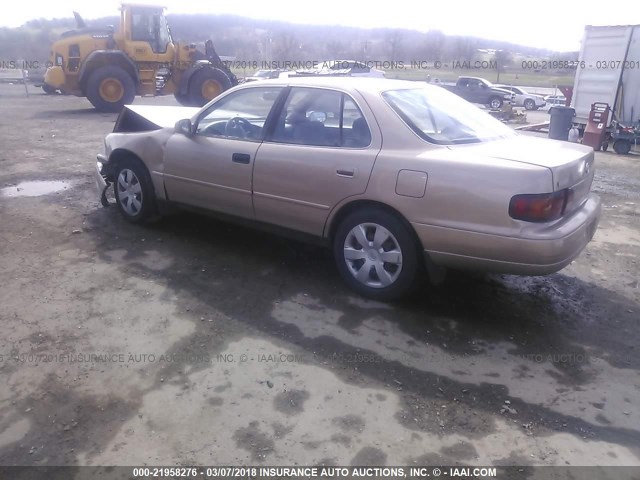 JT2BG12K2T0388452 - 1996 TOYOTA CAMRY DX/LE/XLE თაფლისფერი ფოტო 3