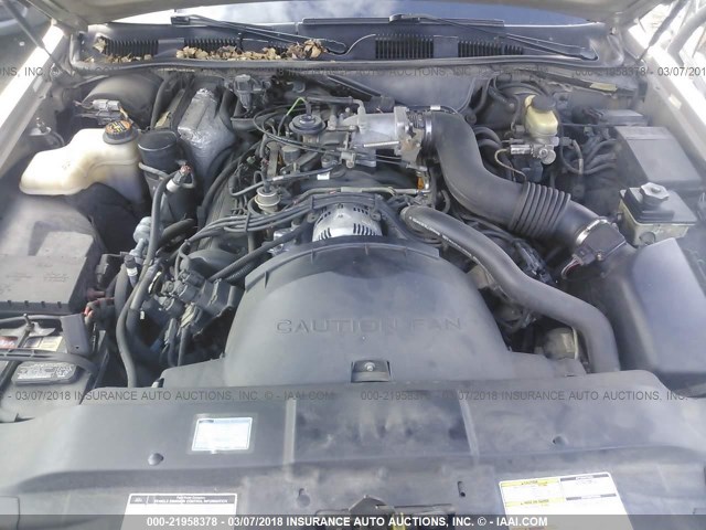 1LNLM81W2VY705793 - 1997 LINCOLN TOWN CAR EXECUTIVE Золотой фото 10