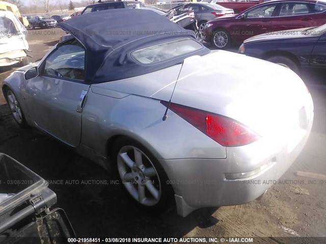 JN1AZ36A94T002669 - 2004 NISSAN 350Z ROADSTER SILVER photo 3