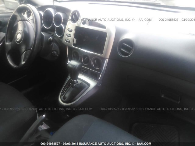 2T1KR32E88C716784 - 2008 TOYOTA COROLLA MATRIX XR BLUE photo 5