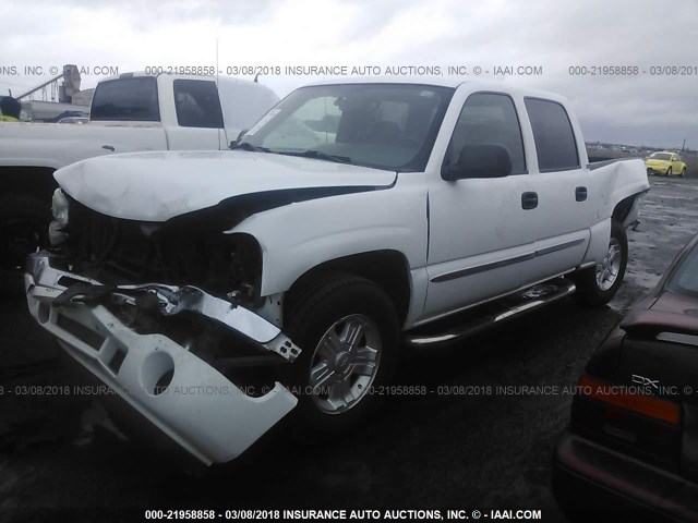 2GTEK13Z271182864 - 2007 GMC NEW SIERRA K1500 WHITE photo 2